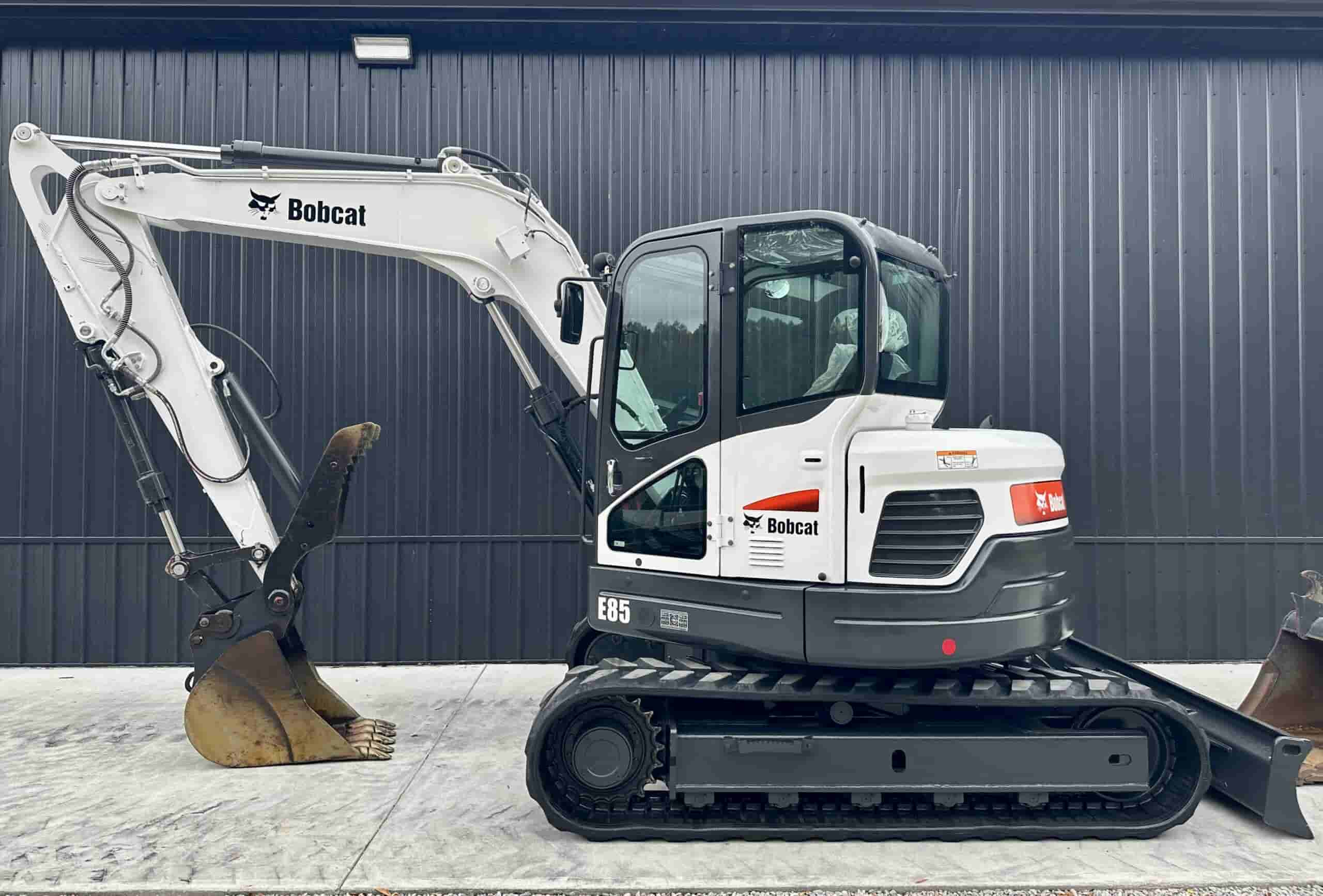 2017 BOBCAT E85
